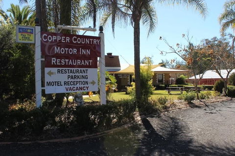 Copper Country Motor Inn & Restaurant - Kawana Tourism 0