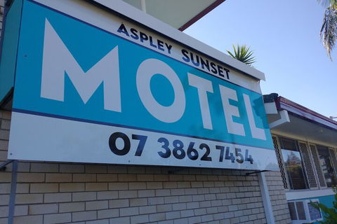 Aspley Sunset Motel - Kawana Tourism 4