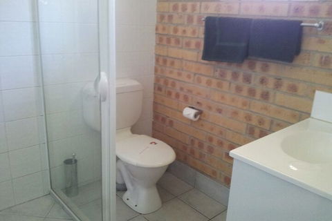 Tiaro Motor Inn - Kawana Tourism 3