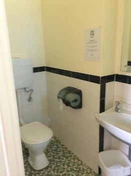 The New Whyalla Hotel - Kawana Tourism 0