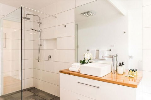 Curringa Farm - Kawana Tourism 7