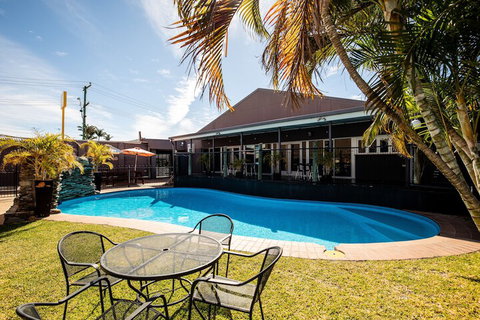 Hotel Settlers - Kawana Tourism 4