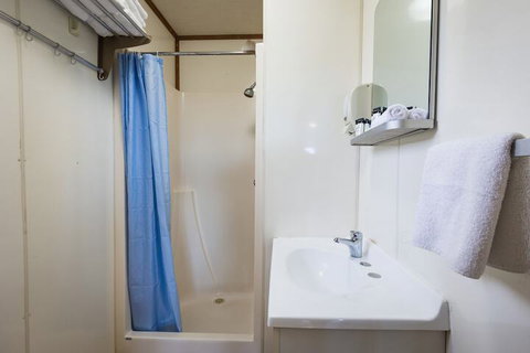 Hotel Settlers - Kawana Tourism 7