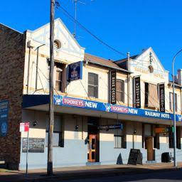 The Railway Hotel - Kawana Tourism 1