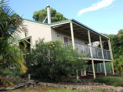 Maleny Luxury Cottages - Kawana Tourism 3