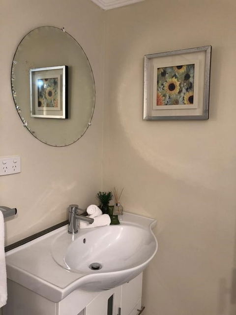 Macedon Ranges Hotel & Spa - Kawana Tourism 5
