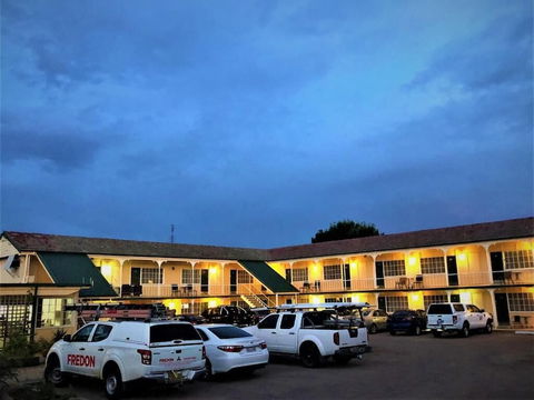 Bradman Motor Inn - Kawana Tourism 0