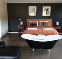 Blaze Rock Retreat - Kawana Tourism