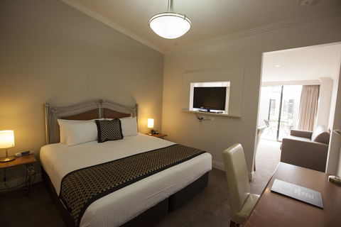 Southgate Motor Inn - Kawana Tourism 6