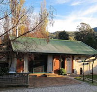 Edelweiss Cottage BB - Kawana Tourism
