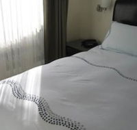 The Charles Robbins - Kawana Tourism
