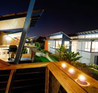 Esperance Island View Apartments - Kawana Tourism