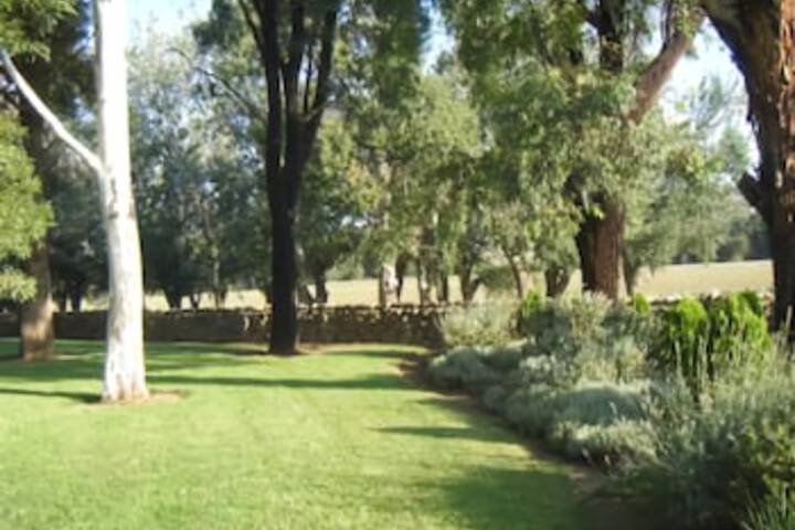 Jugiong NSW Kawana Tourism