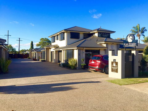 21 On Hursley Motel Apartments - Kawana Tourism 0
