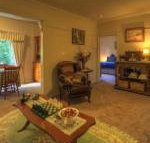 Hillview Oak B  B - Kawana Tourism