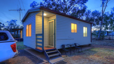 Cobar Caravan Park - Kawana Tourism 2
