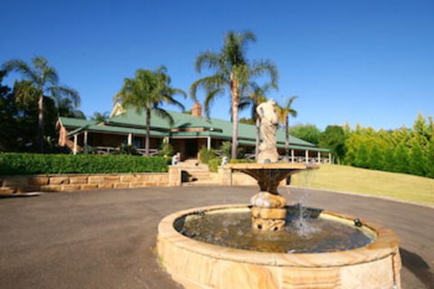 Relaxin - Kawana Tourism 0