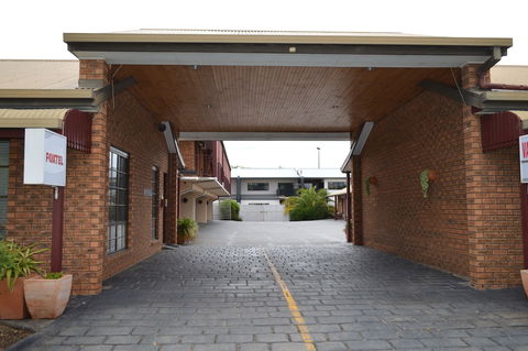 The Cottage Motor Inn Albury - Kawana Tourism 2