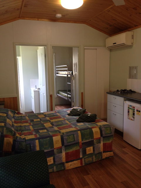 Riverside Tourist Park - Kawana Tourism 5