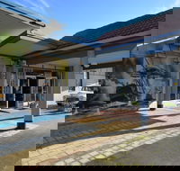Ship Inn Motel - Kawana Tourism