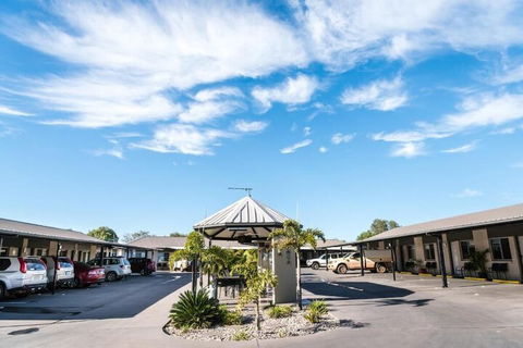 Athena Studio Units - Kawana Tourism 7