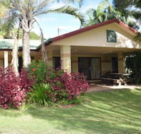 Mooyabil Farm Holidays - Kawana Tourism