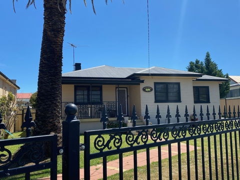 Inverell Terrace Motor Lodge - Kawana Tourism 1