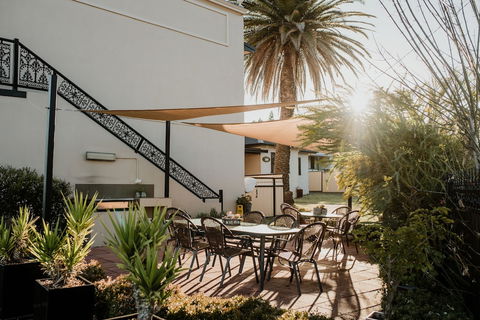 Inverell Terrace Motor Lodge - Kawana Tourism 2