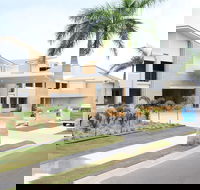 1770 Lagoons Central Apartment Resort - Kawana Tourism