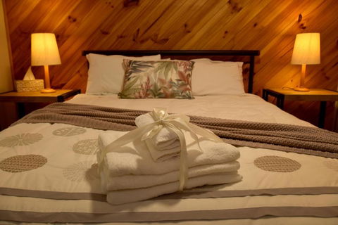 Ellimata Holiday Cottage - Kawana Tourism 1