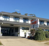 White Manor Motel - Kawana Tourism
