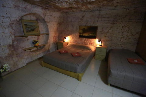 Venushill B+B - Kawana Tourism 4