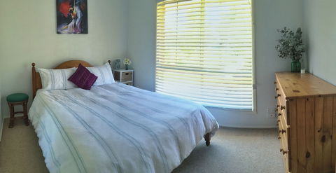 Waterfall Way Farmstay - Kawana Tourism 3