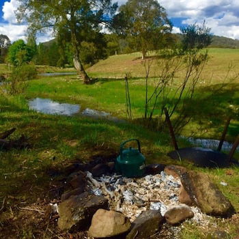 Waterfall Way Farmstay - Kawana Tourism 6