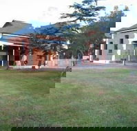 Lochinvar House BB - Kawana Tourism