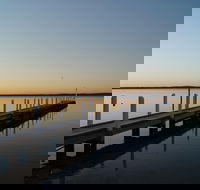Waterfront Retreat at Wattle Point - Kawana Tourism
