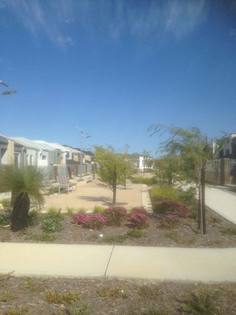 Eden Beach Holiday Getaway - Kawana Tourism 3