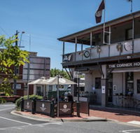Corner Hotel Alexandra - Kawana Tourism