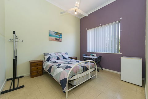 Victoria Park Lodge - Hostel - Kawana Tourism 5