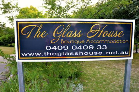 The Glasshouse Boutique Accommodation - Kawana Tourism 0