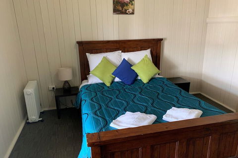 Exchange Hotel Toogoolawah - Kawana Tourism 6