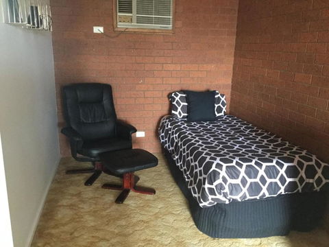 Star Hotel / Motel - Kawana Tourism 2