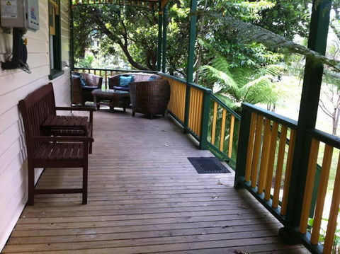 Cygnets Secret Garden Bed & Breakfast - Kawana Tourism 0