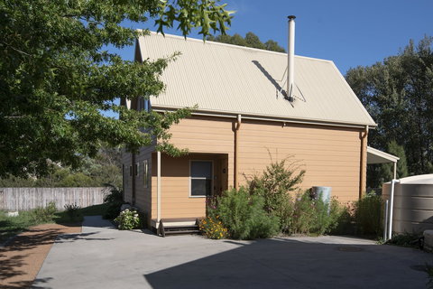 The Nest At Gundaroo - Kawana Tourism 6