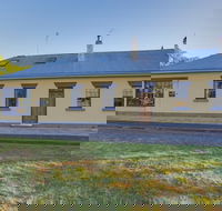 White's Corner - Kawana Tourism
