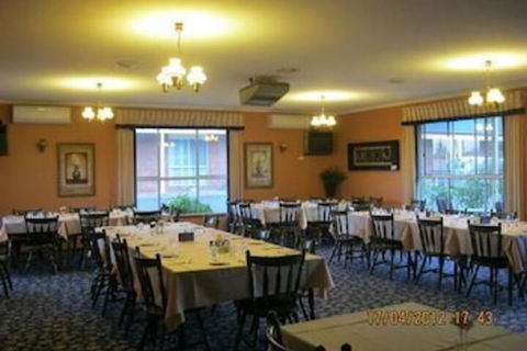 Cardigan Lodge Motel - Kawana Tourism 7