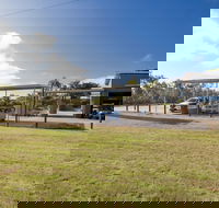 Capricorn Holiday Park - Kawana Tourism