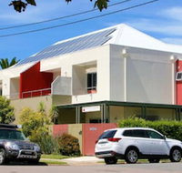Chaucer Palms Boutique Bed  Breakfast - Kawana Tourism