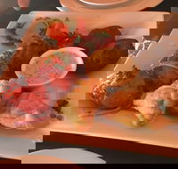 Arjuna Indian Restaurant - Kawana Tourism