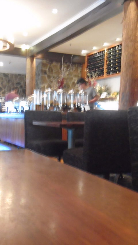 Highland Restaurant - Kawana Tourism 4